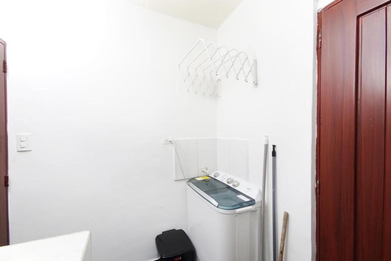 Apartaestudio Gran Ubicacion Y Aire Acondicionado Cali Luaran gambar